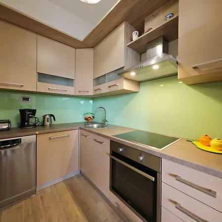 Rose Apartment